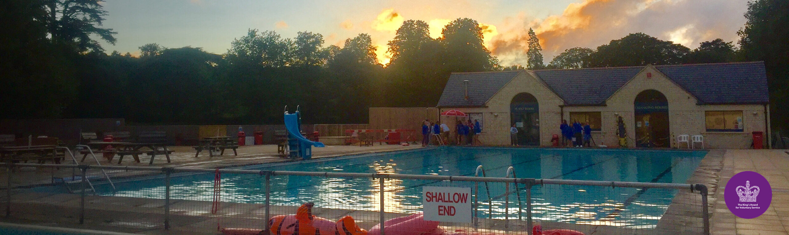 Dawn picture of the swimming pool